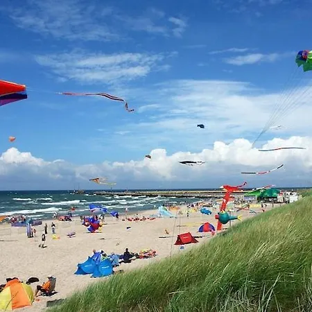 Ferienhaus In By The Beach, Cleaning Included *